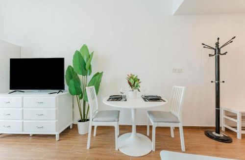 Jumeirah Village Triangle Apartment | PVH - Al Jawhara Tower - Charming Studio with Panoramic City Views