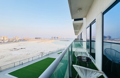 Ras Al Khaimah Apartment | RAK F 813 - One Bedroom Apartment, Sleeps 3