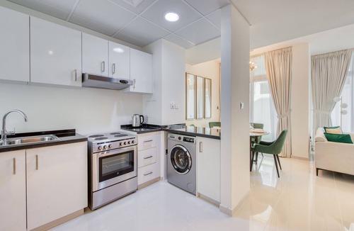 Dubai Ski Chalet | Restful 3BR Townhouse at DAMAC Hills 2 Mimosa by Deluxe Holiday Homes