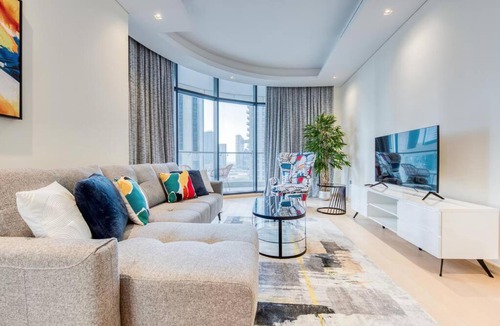Downtown Dubai Apartment | RH - Beautiful & Spacious furnished 01 BR, Walk away from Dubai Mall