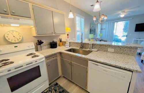 Carolina Forest Apartment | River Oaks Golf & Tennis Resort