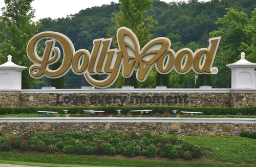 Pigeon Forge House | River Place Condos Riverside #209