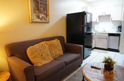 Pigeon Forge House | River Place Condos Riverside #209