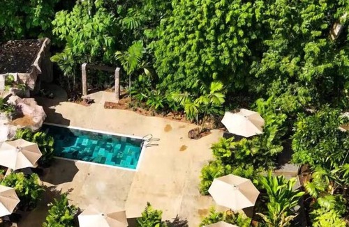 Monterrey Cabin | Romantic cabin with jacuzzi, AC, WiFi near Arenal Volcano, La Fortuna Costa Rica