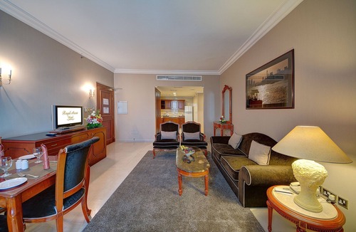 Bur Dubai Hotel | Royal Ascot Hotel