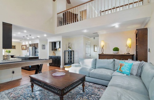 Windermere Villa | Rustic Hideaway - Great Location + Pet Friendly!