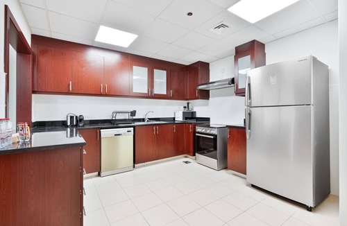 Dubai Marina Apartment | Savis Home – Oceanfront Serenity & Marina Views