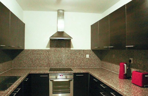 As Sifah Apartment | Scenic Marina View Retreat