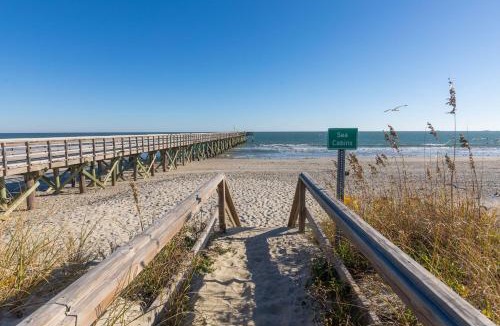 Isle of Palms Apartment | Sea Cabin 334