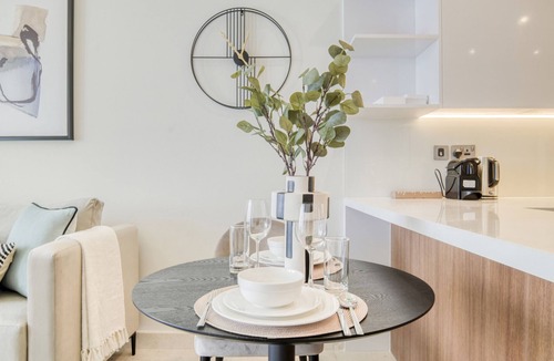 Dubai Maritime City Apartment | Serene 1BR at The Anwa By Omniyat Dubai Maritime City by Deluxe Holiday Homes