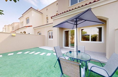 Dubai House | Serene 2 Bed Villa | Lush Garden l Family Friendly