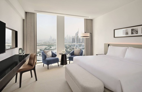 Trade Center Hotel | Sheraton Grand Hotel, Dubai