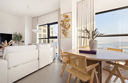 Abu Dhabi Apartment | Silkhaus Luxe 3BR+Maid | Private Beach Pixel Tower