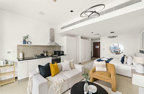DIFC Apartment | Silkhaus Vacation Homes Comfy Studio in Liberty House DIFC Heart