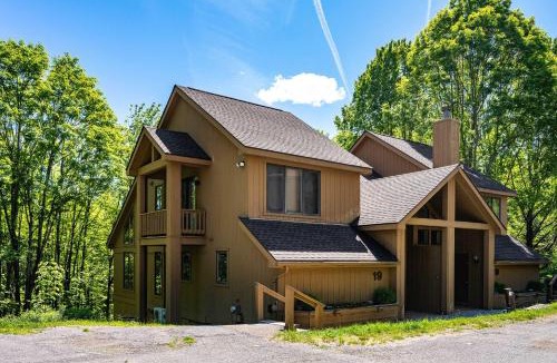 Great Valley House | Ski-In Ski-Out SnowPine Village Townhouse