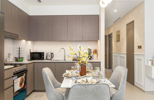 Downtown Dubai Apartment | Skyline Grandeur I Burj & Fountain View