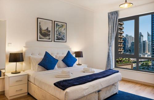 Downtown Dubai Apartment | Skyline Retreat 2BDR Apt South Ridge Downtown
