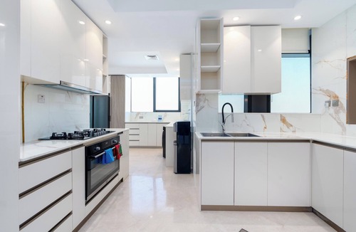 Jumeirah Village Apartment | Smaya Holiday Homes -Square Tower