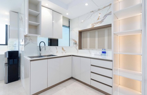 Jumeirah Village Apartment | Smaya Holiday Homes -Square Tower