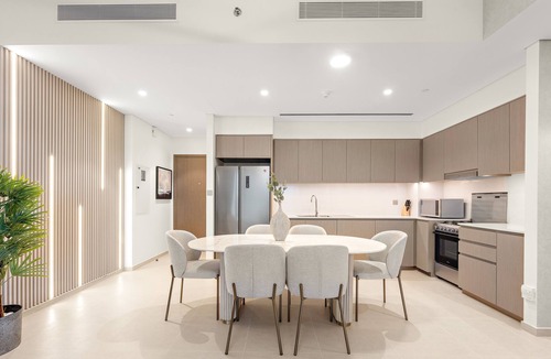 Downtown Dubai Apartment | SML Vacation Homes - Sky High Apartments with Burj Khalifa and Dubai Fountain Views @ Grande Signature, Downtown Dubai