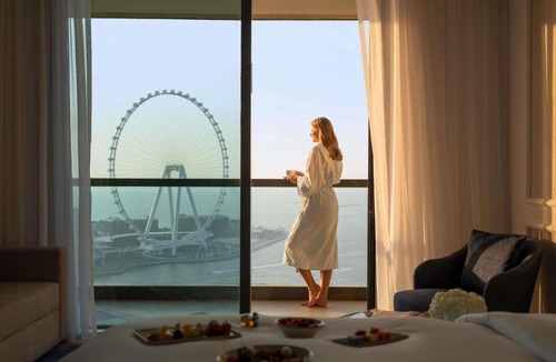 Jumeirah Beach Residence Hotel | Sofitel Dubai Jumeirah Beach