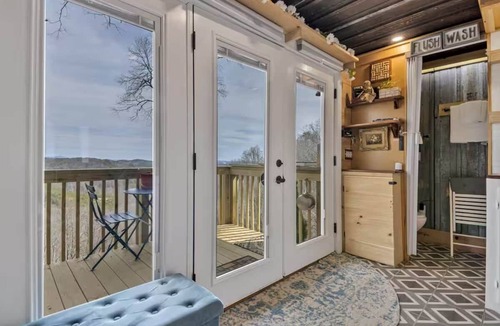 Wiley House | Southern Cross: A Crossroads for Rest & Adventure