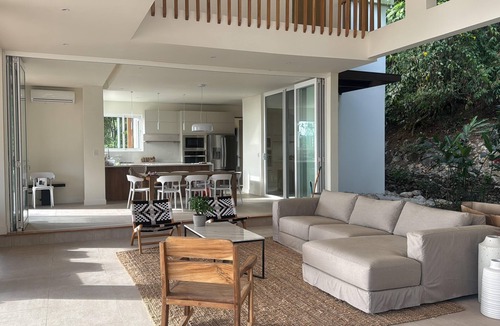Puntarenas House | Spacious 7-bedroom house in wonderful Santa TeresanStunning sunset