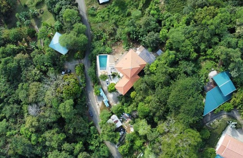 Puntarenas House | Spacious 7-bedroom house in wonderful Santa TeresanStunning sunset
