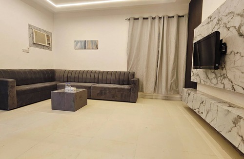 Salalah House | Spacious 3-bedroom apartment with AC, WiFi in the Salalah down twon