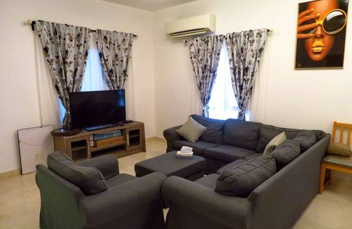 Muscat Villa | Spacious 5-bedroom villa Near the Beach,Close to airport with WiFi, AC in Muscat