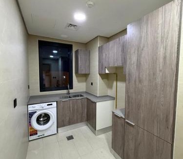 Al Satwa Apartment | Speedway Vacation Homes Rental LLC