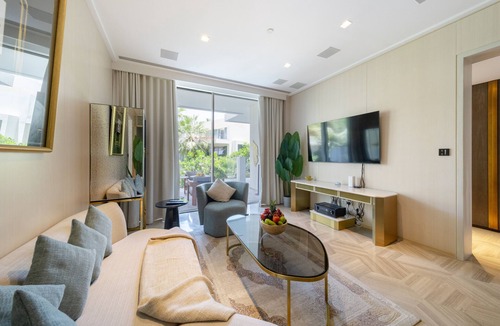 Palm Jumeirah Apartment | Startling 2BR Apt at FIVE Palm Residences