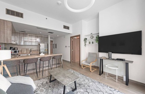 Jumeirah Lake Towers Apartment | StoneTree - MBL Residence 1BR - Stylish Apartment