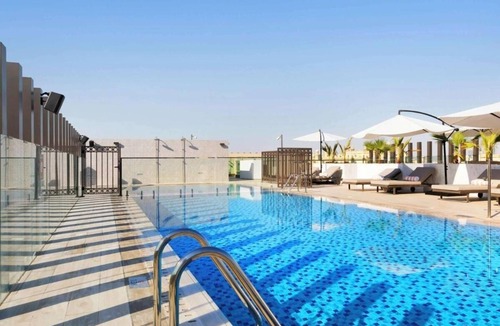 Palm Jumeirah Hotel | Studio Apartment On Palm Jumeirah By E R
