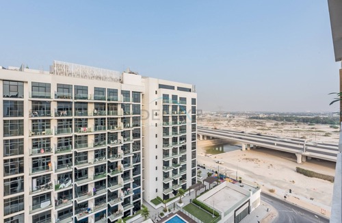 Nad Al Sheba Apartment | Studio Near Meydan Racecourse, Minutes to Downtown, Azizi Riviera 47 by Deluxe Holiday Homes