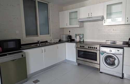 Dubai Marina Apartment | Stunning 2 Bed Room Apartment with Full Marina View. Great Location Near Metro