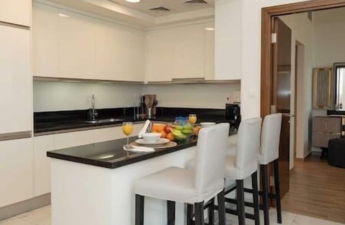 Business Bay Apartment | Stylish Canal Views Al Habtoor City