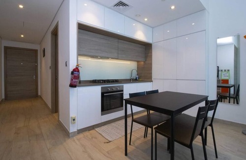 Dubai Marina Apartment | Stylish & Comfortable Studio With all Amenities-813
