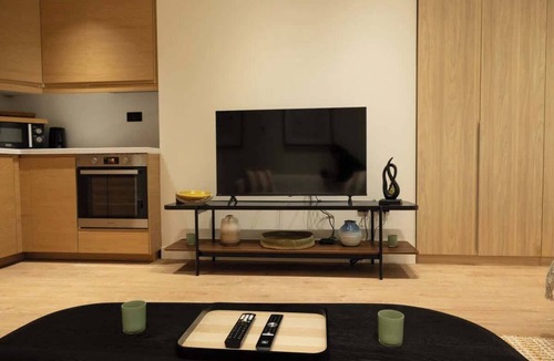 Business Bay Apartment | Stylish cozy studio in the heart of Business Bay