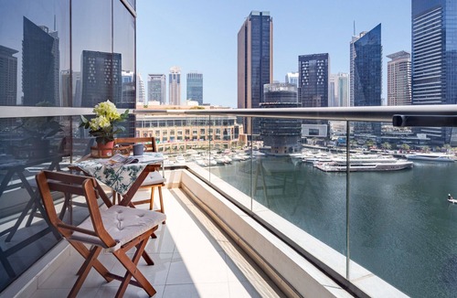 Jumeirah Beach Residence Apartment | Stylish Studio Apartment with Dubai Marina Views