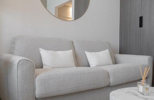 Al Barsha Apartment | Stylish Studio in Avelon Boulevard, Arjan