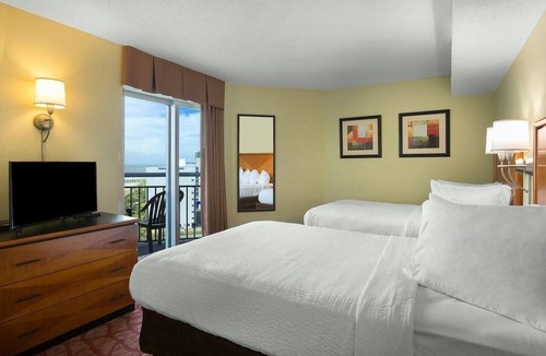 Downtown Myrtle Beach Condo | Sunrise-to-Sunset Splendor 3BR Oceanfront Condo