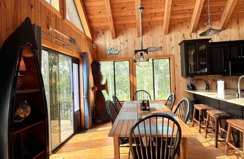 Six Mile House | Sunset Ridge on Lake Keowee.