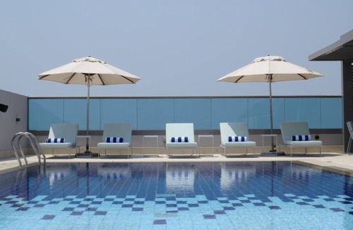 Umm Suqeim 1 Apartment | Superior Room Near Kite Beach By Luxury Bookings