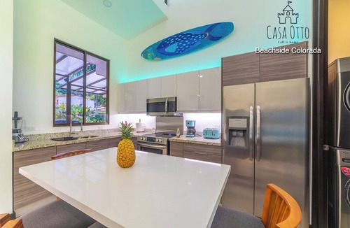 Jaco Villa | Surf in Surf out Beachside Property