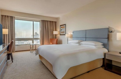 Al Muraqqabat Apartment | Swissôtel Living Al Ghurair Mall Dubai-Apartments