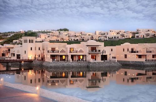 Ras Al Khaimah Hotel | The Cove Rotana Resort