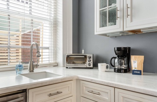 Charleston Historic District Apartment | The Elegance | An Architectural Wonder
