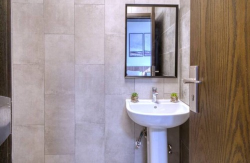 Falaj al Moalla Apartment | The Living