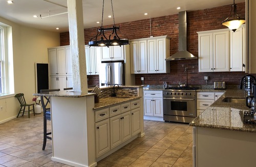 Historic Downtown Lancaster Apartment | The Teller House on Prince